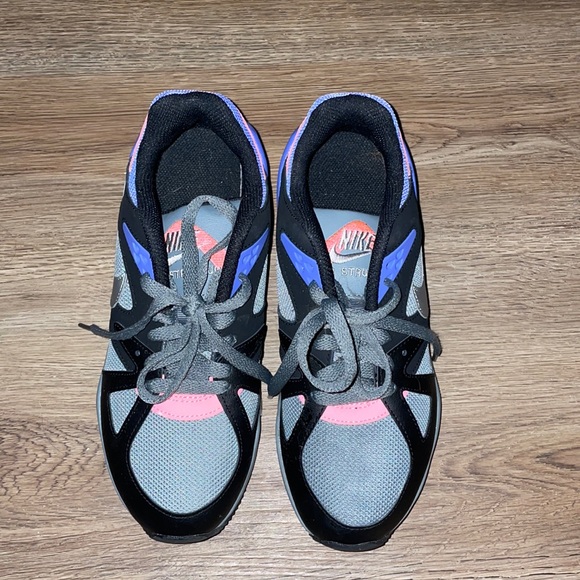 Nike Shoes - Nike Shoes